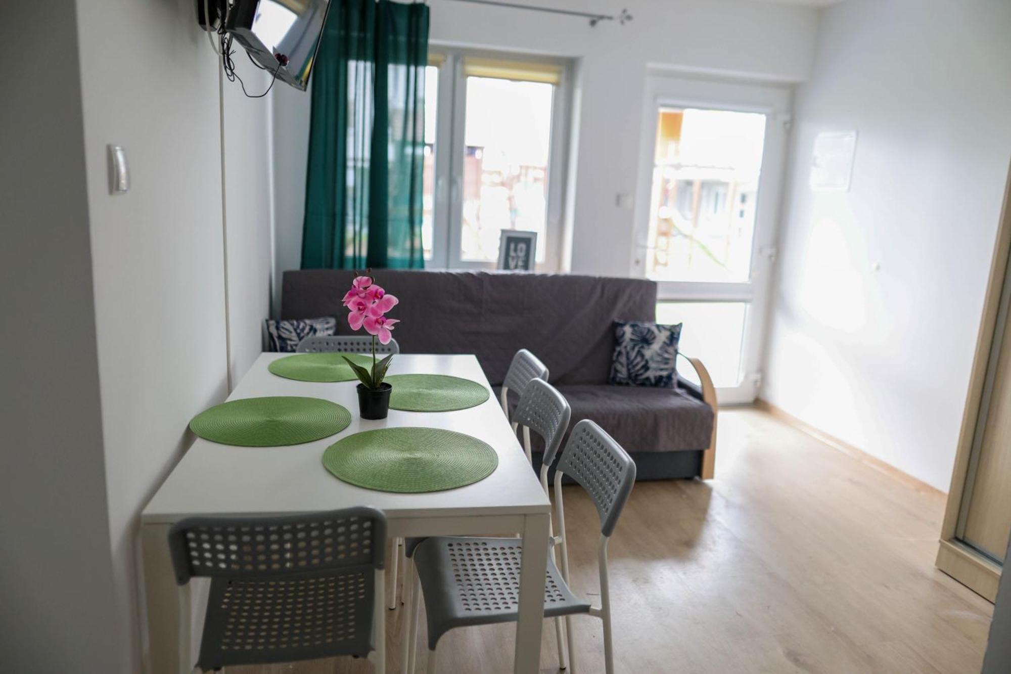 Apartamenty Poddabek- Basen Kryty, Sauna, Animacje Dla Dzieci , Malpi Gaj, Baseny Na Dachu พอดดองบีแย ภายนอก รูปภาพ