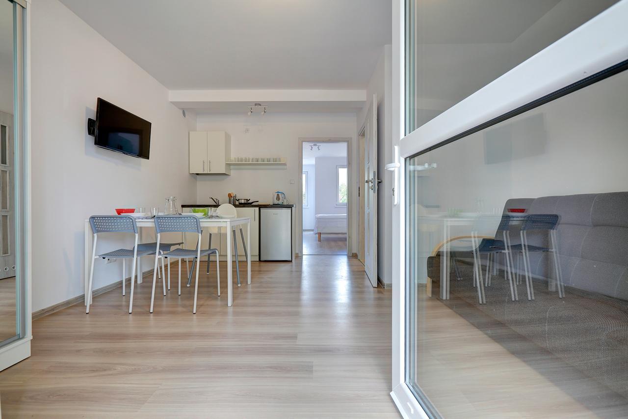 Apartamenty Poddabek- Basen Kryty, Sauna, Animacje Dla Dzieci , Malpi Gaj, Baseny Na Dachu พอดดองบีแย ภายนอก รูปภาพ